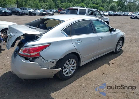 2015 Nissan Altima 2.5 S from USA, damaged, VIN 1N4AL3AP9FN380952